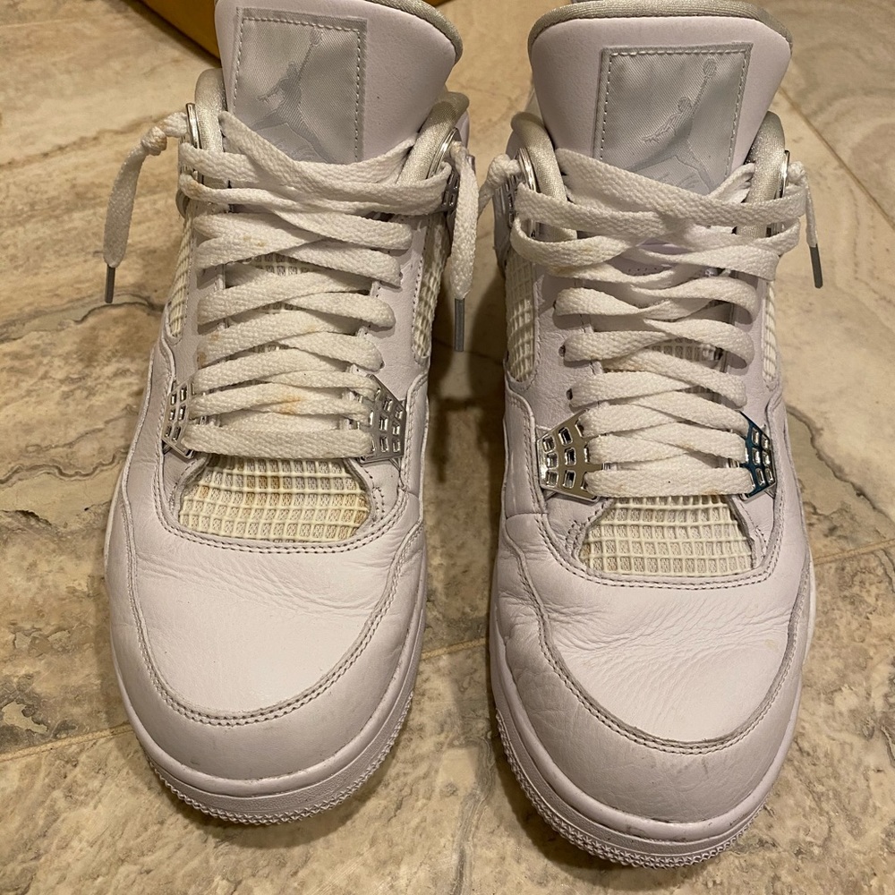 Air Jordan 4s
